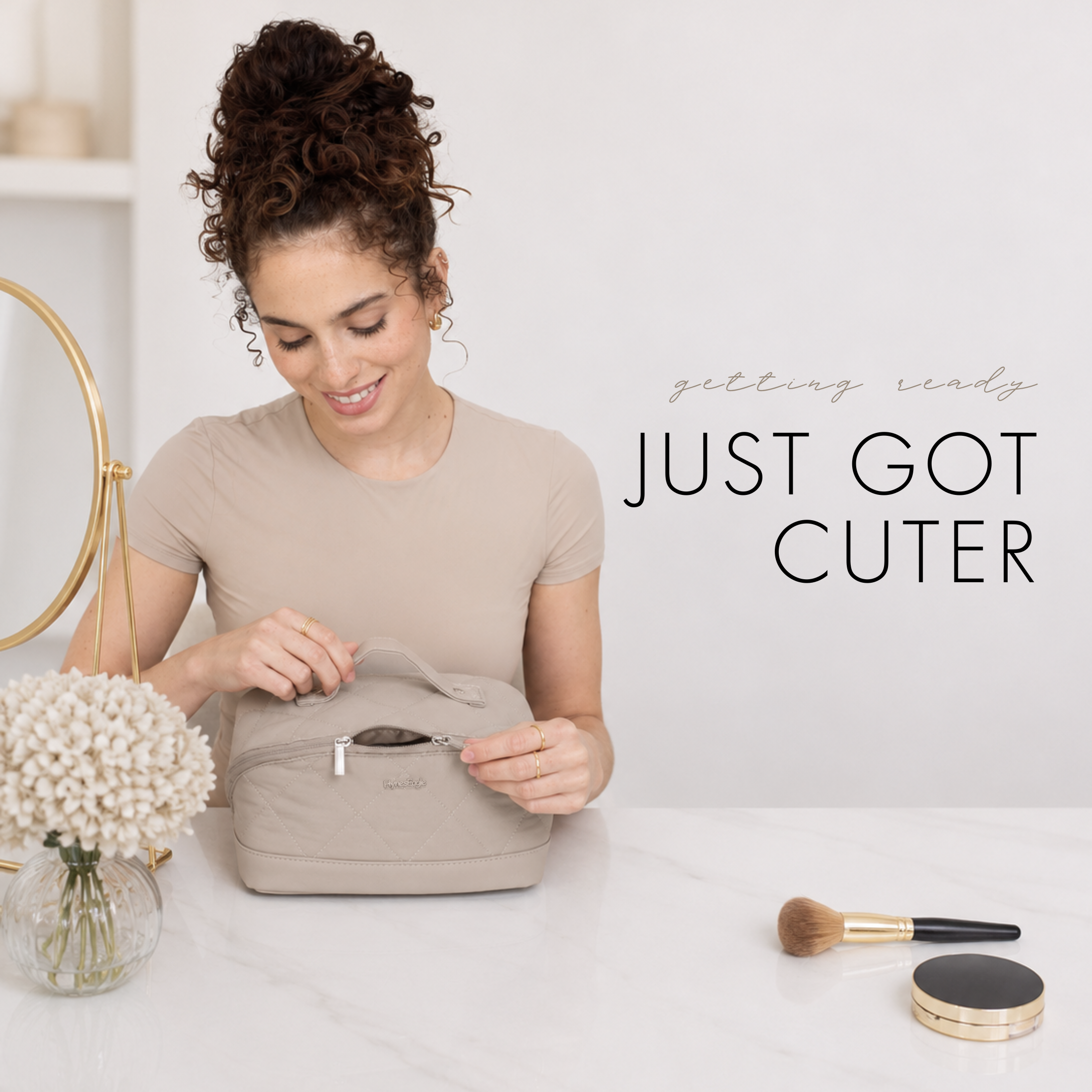 Quilted Makeup Bag Organizer – Structured Base – Hynes Eagle