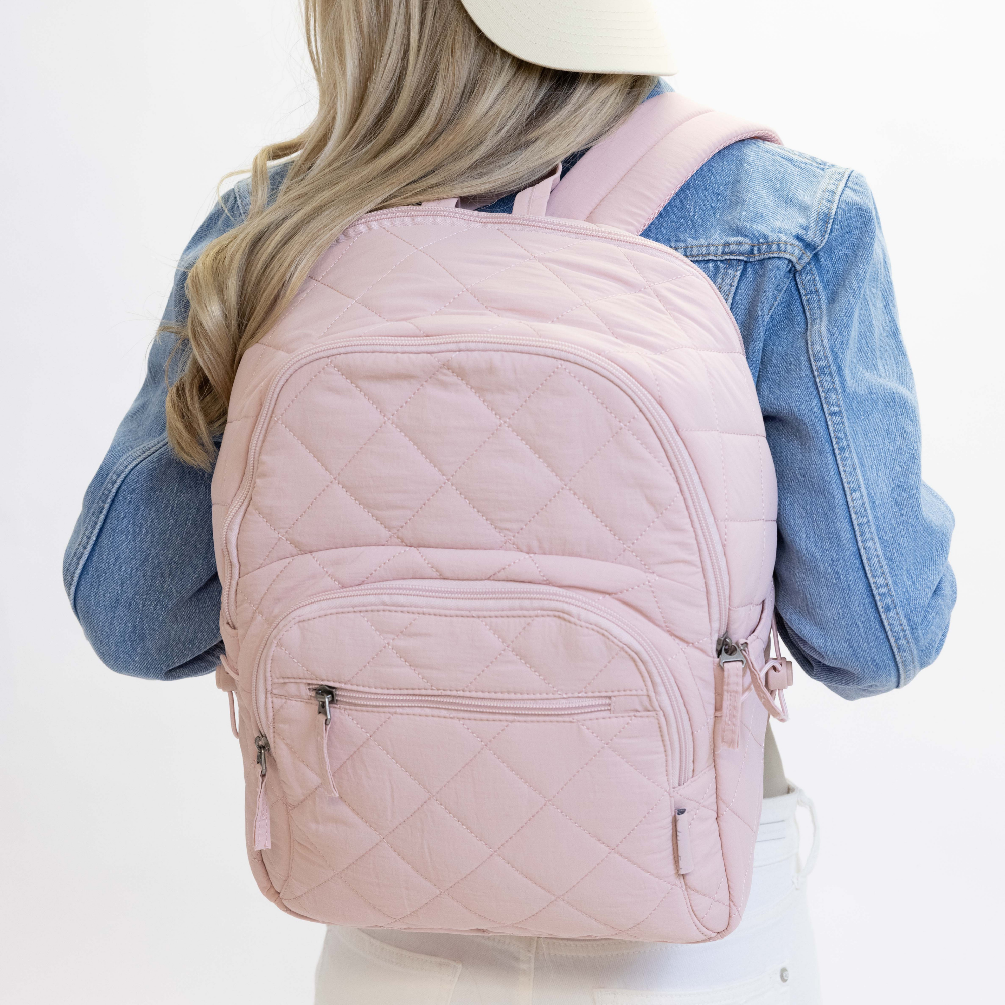 Hynes Eagle 20L Quilted Laptop Backpack – Lightweight Water-Resistant Nylon Travel & Work Backpack with 16" Laptop Sleeve