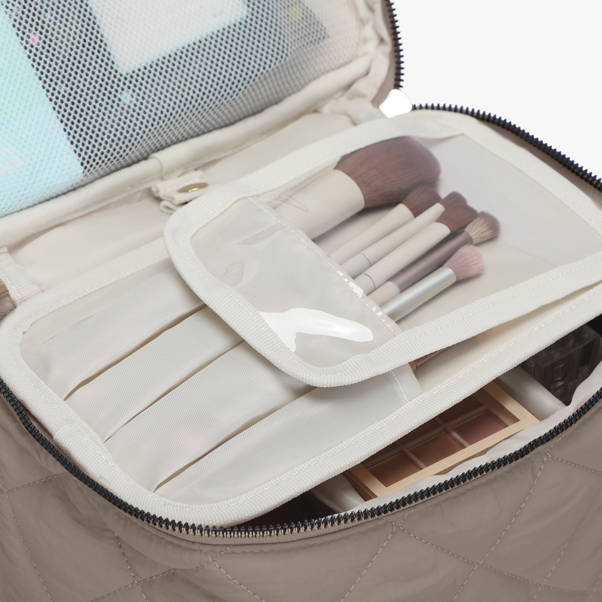 Quilted Top Handle Makeup Bag – Hynes Eagle