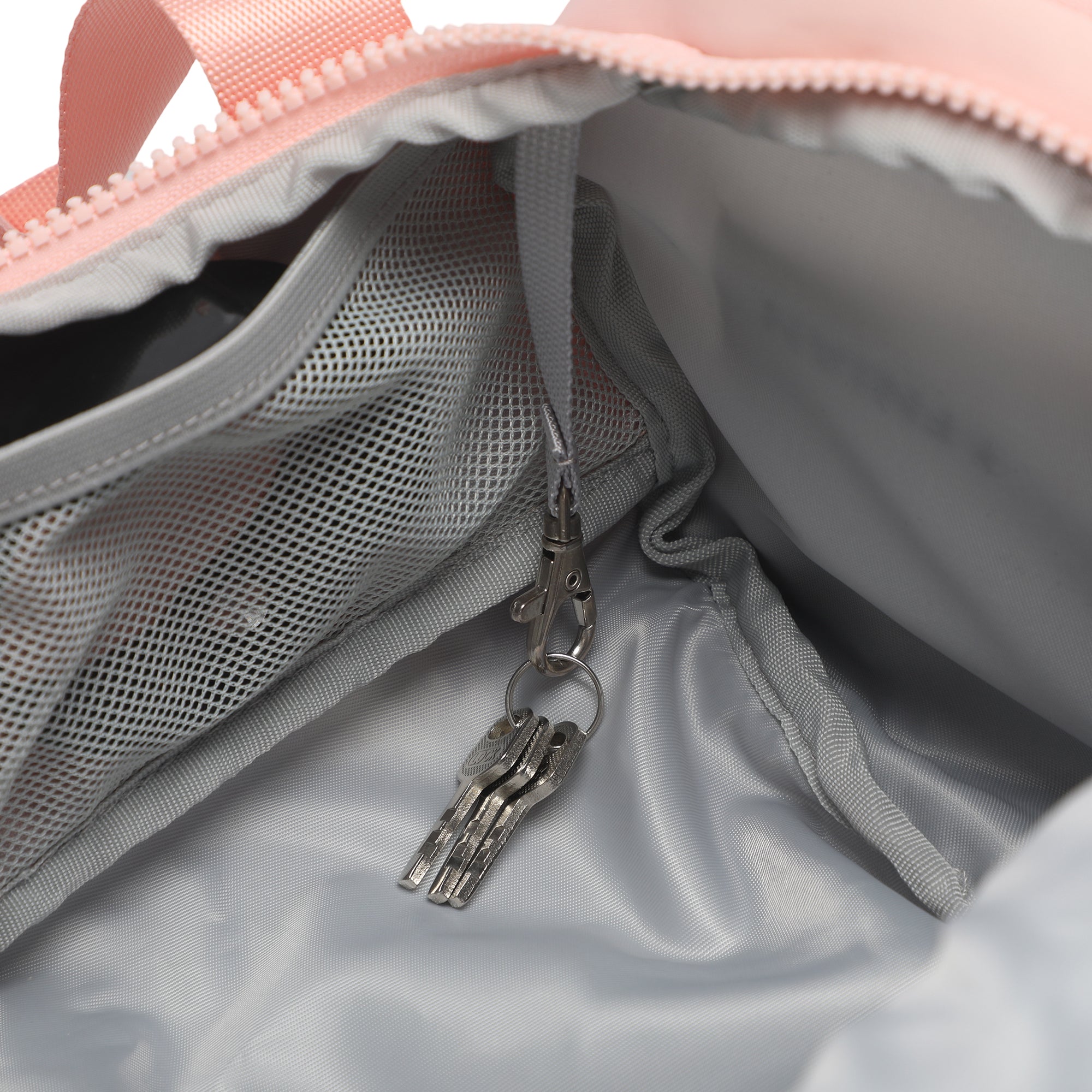 Motion Mini Duffel Bag – Hynes Eagle