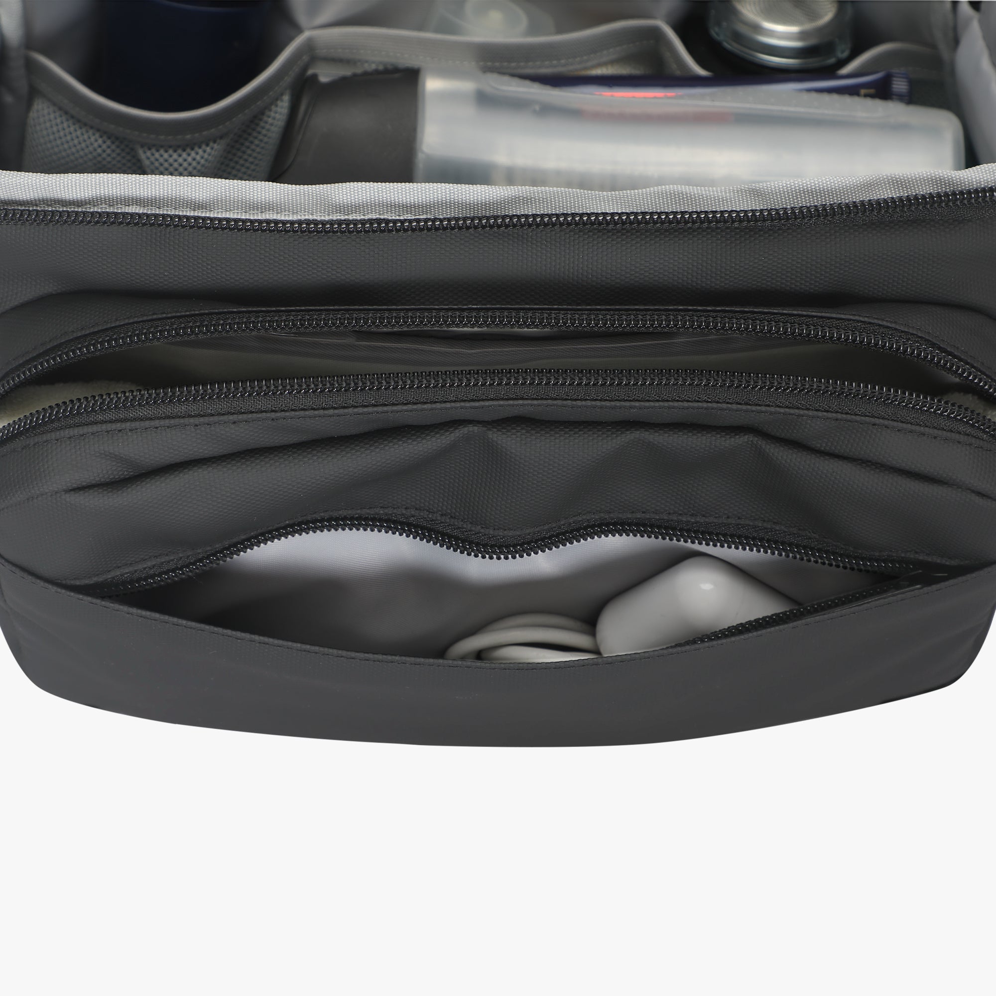Travel Essentials Toiletry Bag – Hynes Eagle