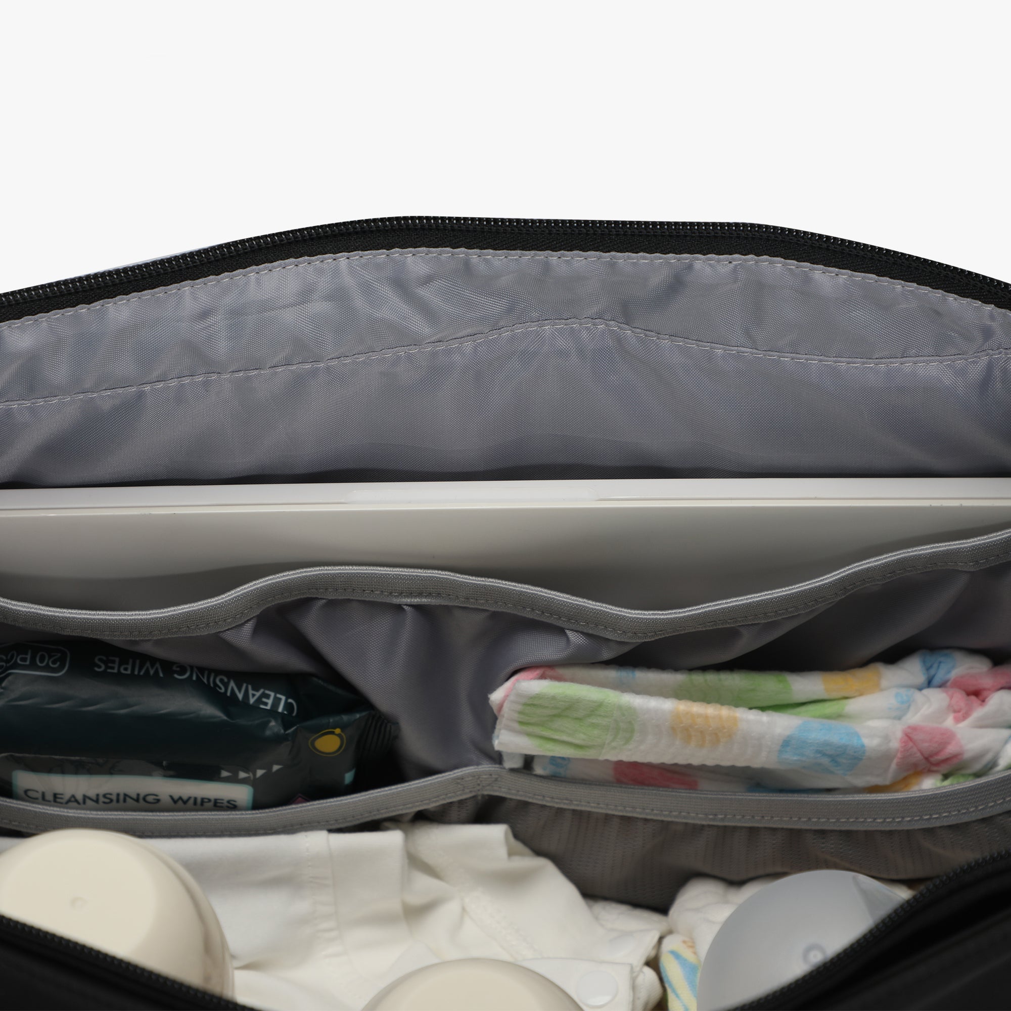 Motion Diaper Tote - Hynes Eagle