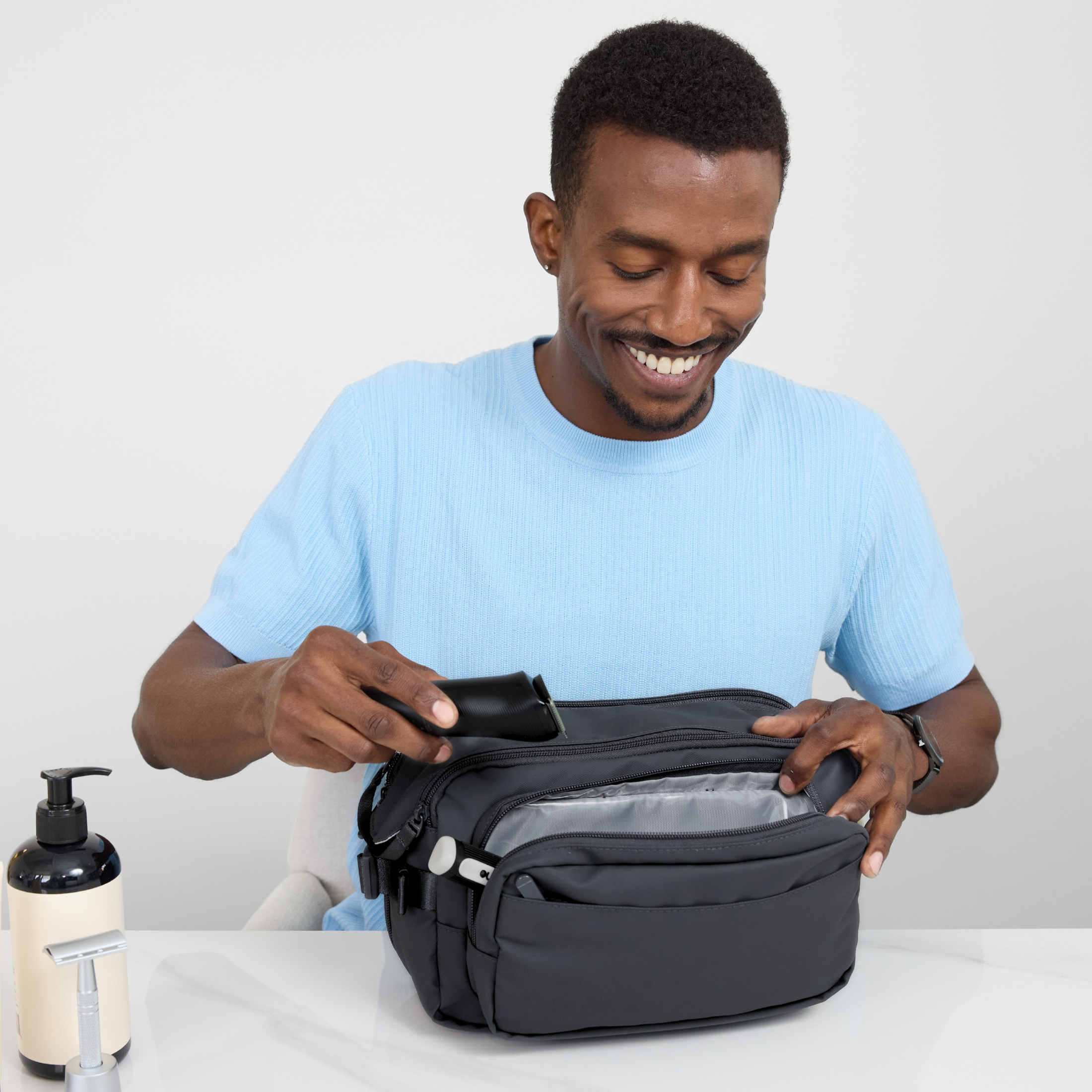 Travel Essentials Toiletry Bag – Hynes Eagle
