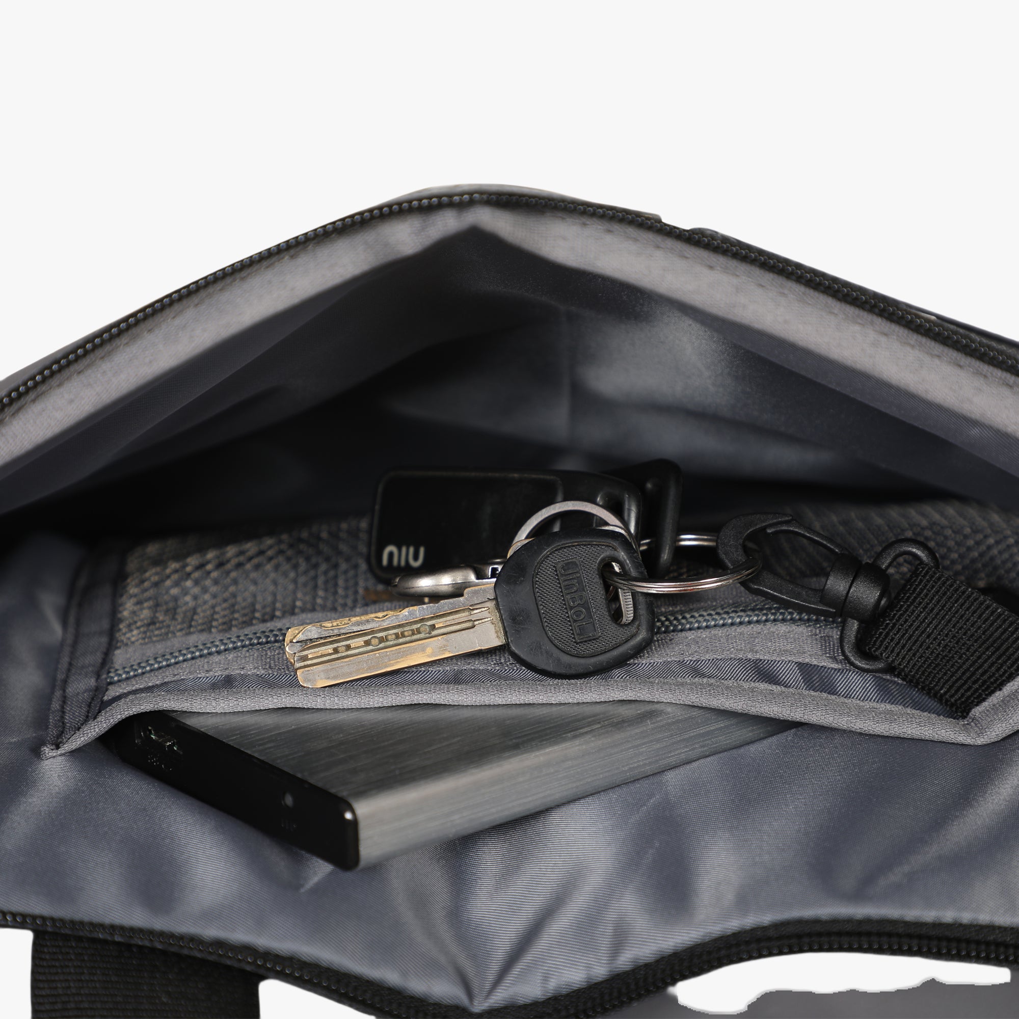 36L Flight-Approved Weekender Duffel-Grey